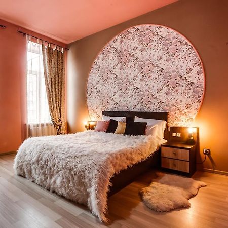 Апартаменти В Центрі Львова Lviv Ngoại thất bức ảnh