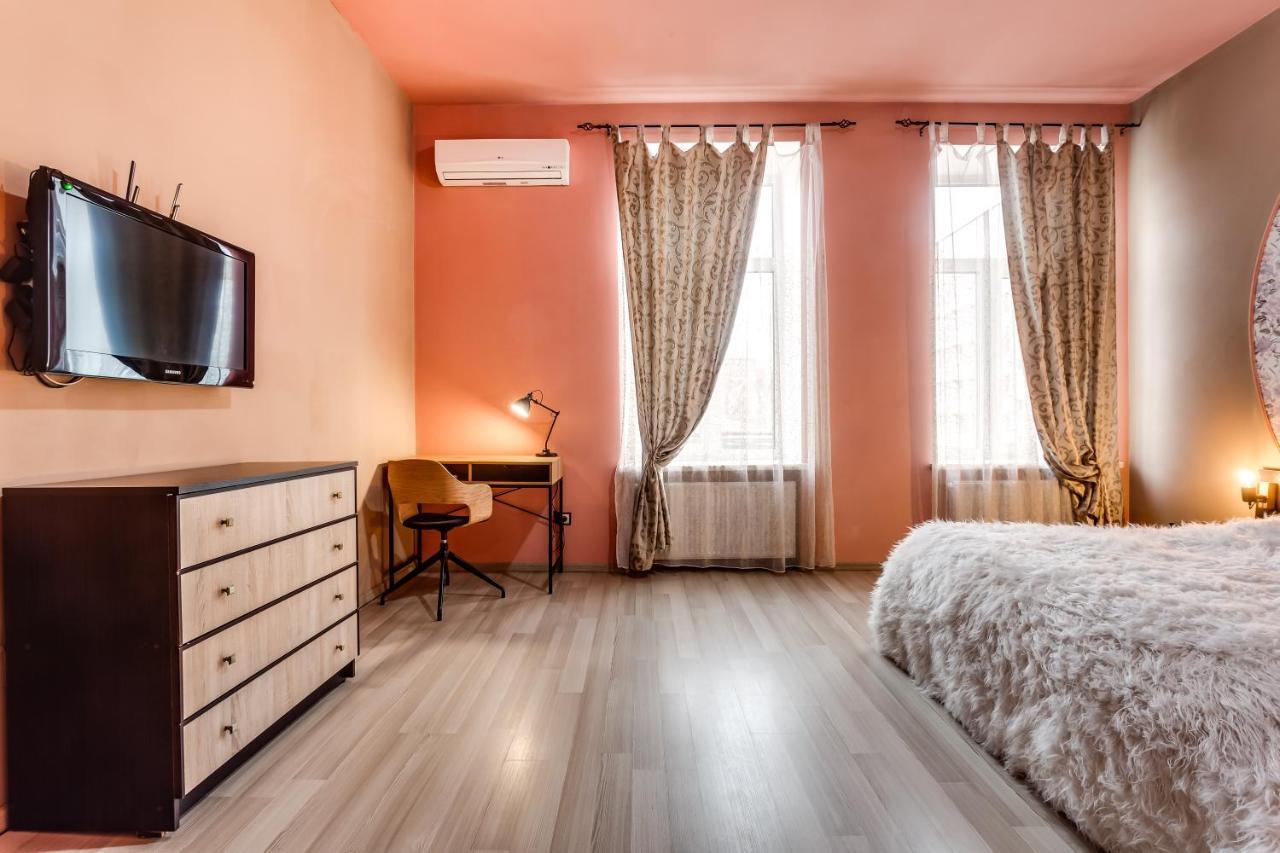 Апартаменти В Центрі Львова Lviv Ngoại thất bức ảnh