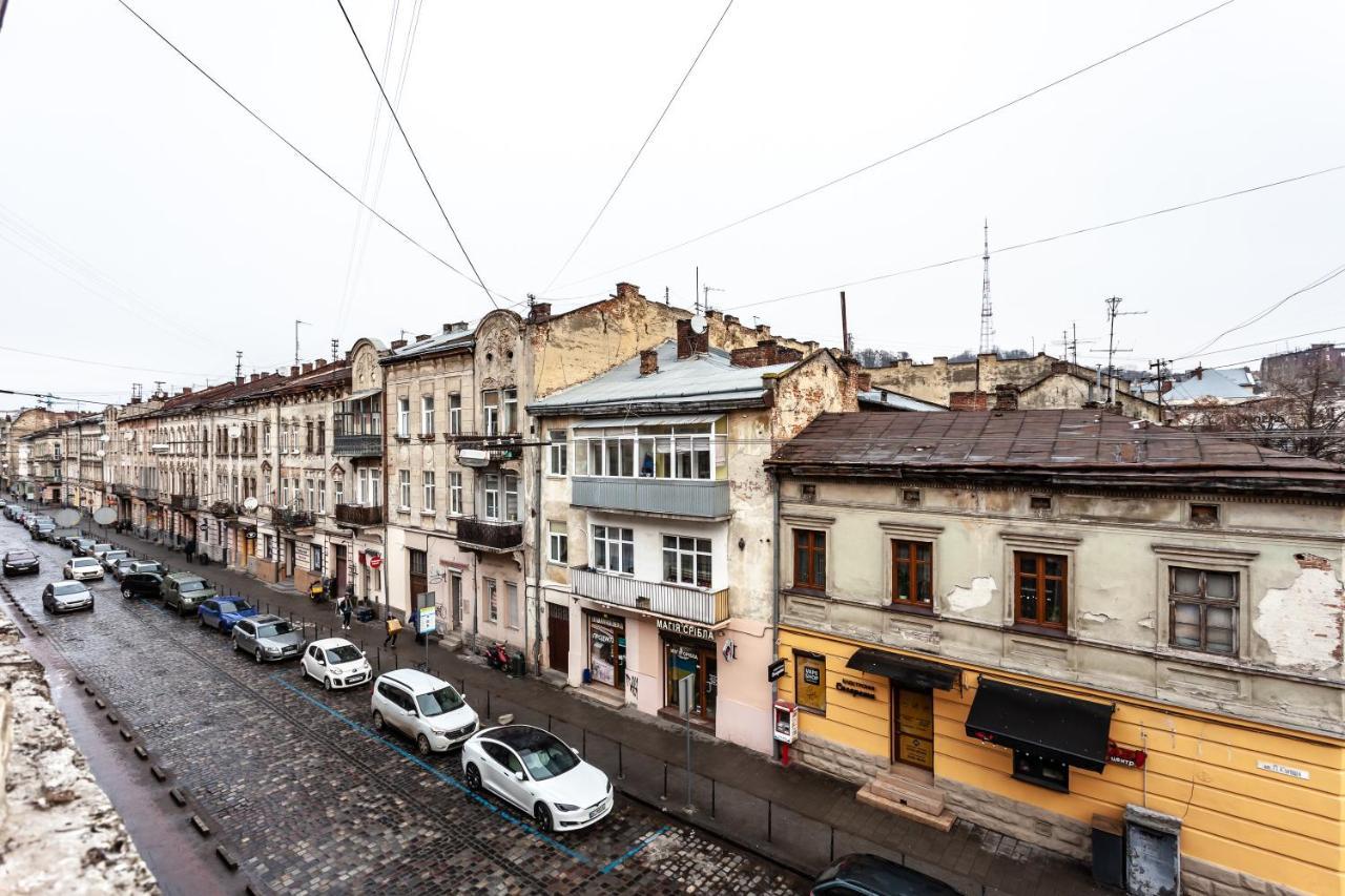 Апартаменти В Центрі Львова Lviv Ngoại thất bức ảnh